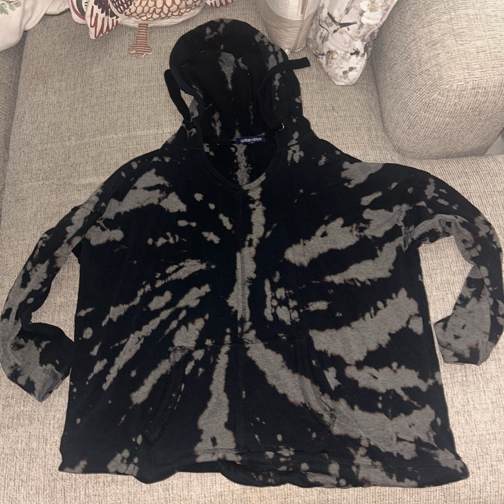 Ocean Drive Charcoal and Light Gray Hoodie